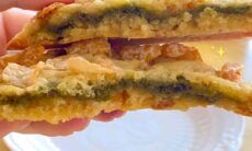 Matcha Stuffed Cornflakes Cookies