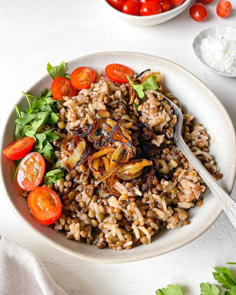 Mdardara With Caramelized Onions