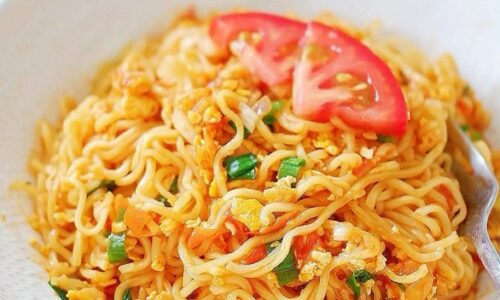 Stir Fry Tomato Noodles