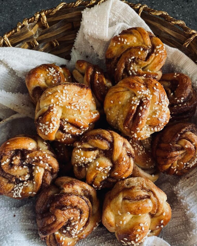 Swedish Cinnamon Buns Aka Kanelbuller