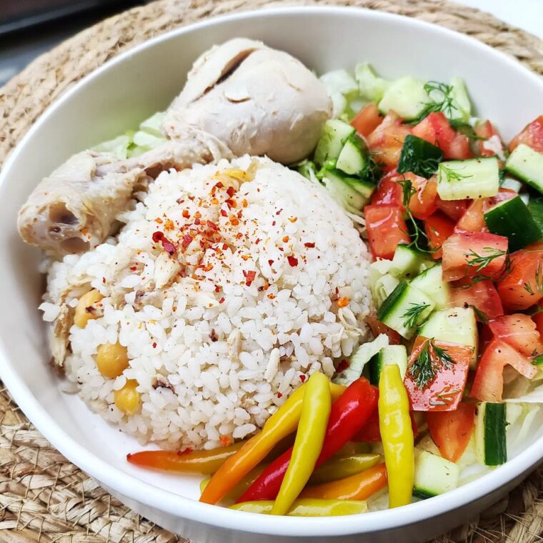 Tavuk Pilav (Turkish Chicken & Chickpea Pilaf)