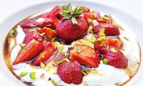 Balsamic Strawberries With Whipped Labne - Cake & Bread Recipes dari Yogurt