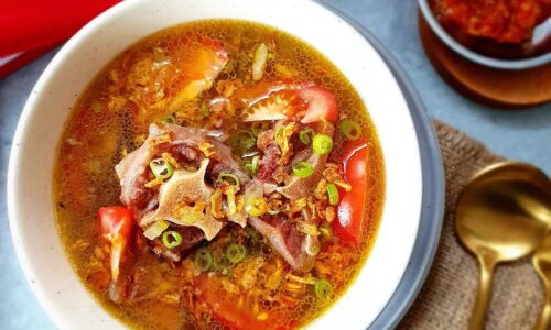 Sop Buntut (Oxtail Soup)