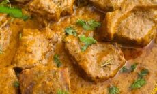 Authentic Pakistani Zafarni Korma