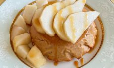 Caramel Pear Oatcake