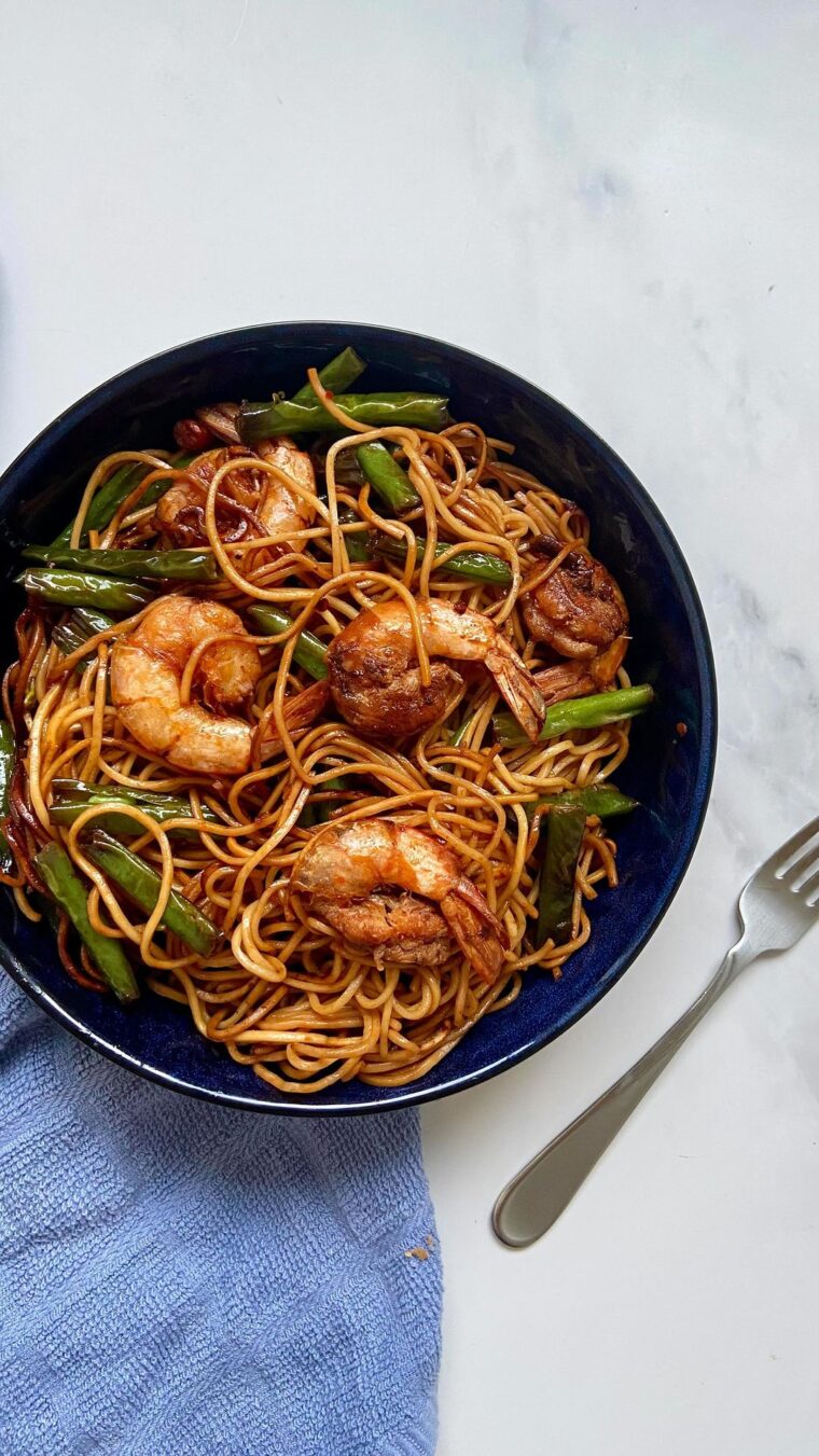 Quick And Easy Spicy Prawn Noodles