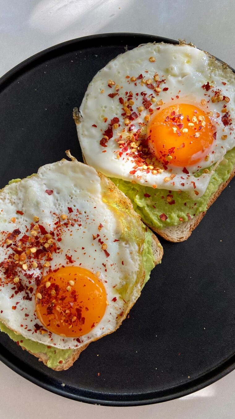 Spicy Smashed Avocado With Fried Eggs