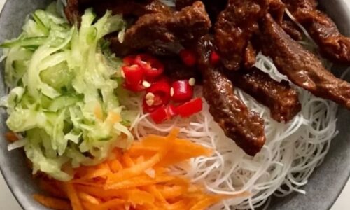 Vietnamese Noodle Salad - Main Dishes dari Noodles