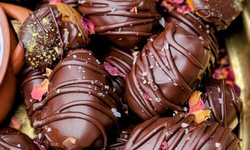 Peanut Butter Dates - Snacks, Appetizers & Desserts dari Peanuts