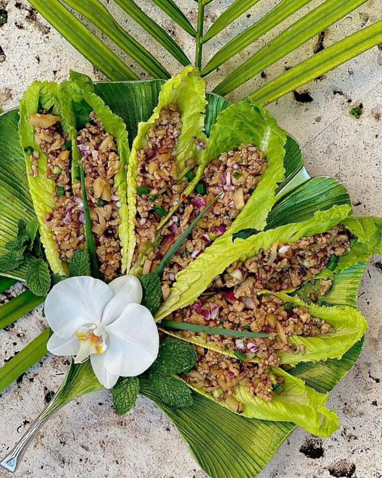 Savory Thai Turkey Wraps With Roasted Peanuts