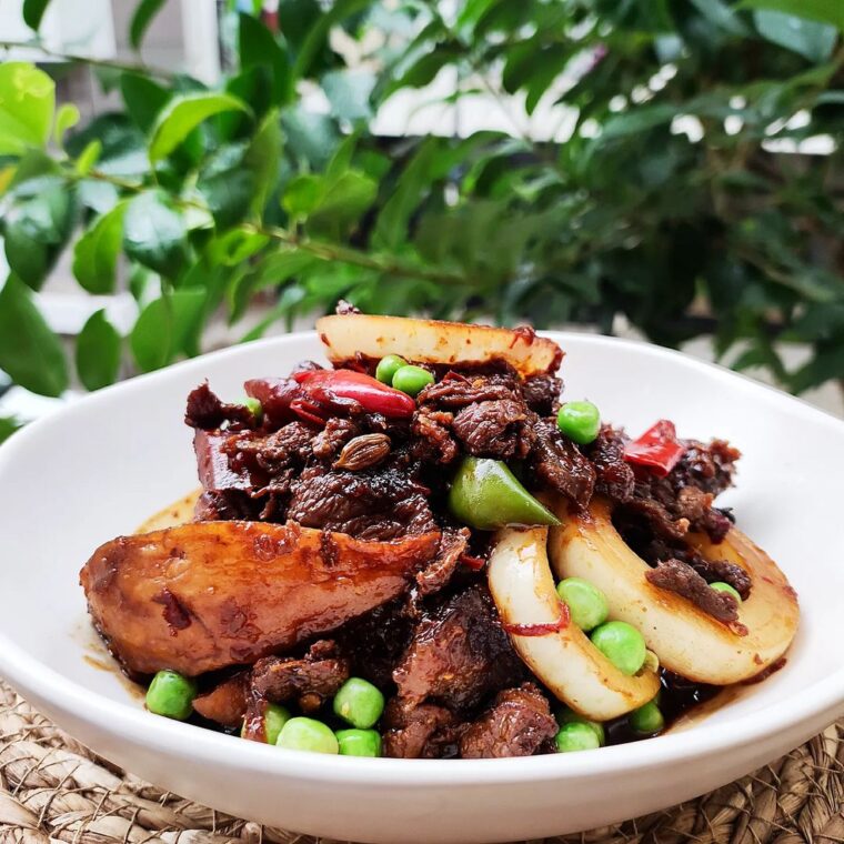 Semur Daging Sapi (Indonesian Sweet Soy Beef Stew)