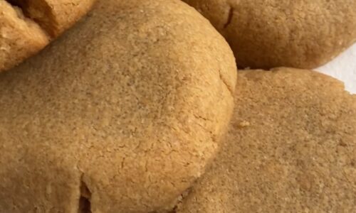 4 Ingredient Peanut Butter Cookies - Snacks, Appetizers & Desserts dari Peanuts