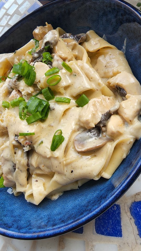Creamy Chicken Mushroom Pasta