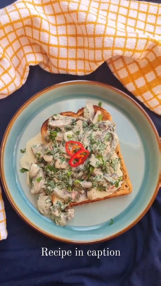 Creamy Spinach & Mushroom On Toast