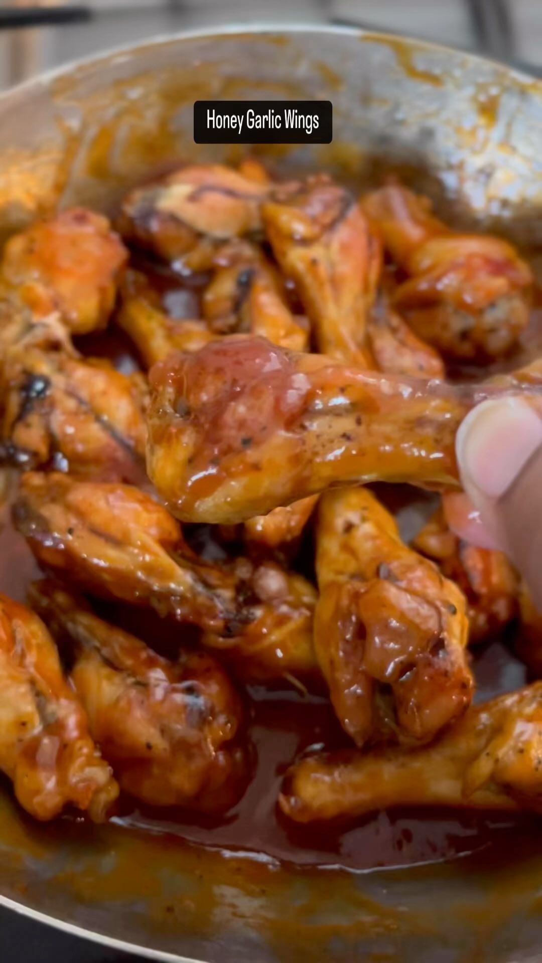 Honey Garlic Wings (Oven Baked) from thebukharigirls
