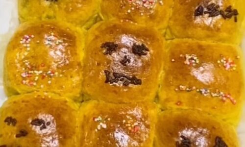 Pumpkin Dinner Rolls