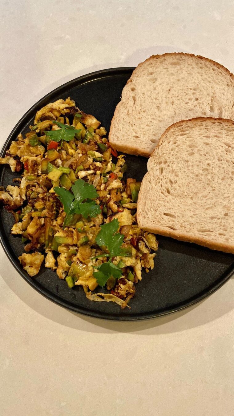 Spicy Avocado Scrambled Eggs