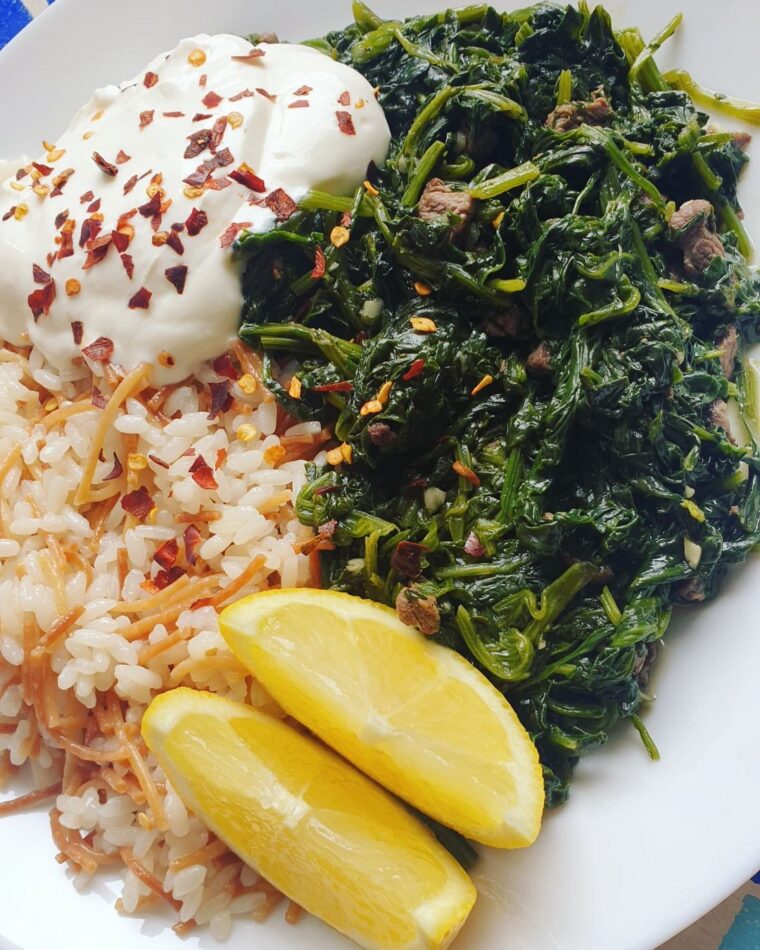 Spinach With Lebanese Rice