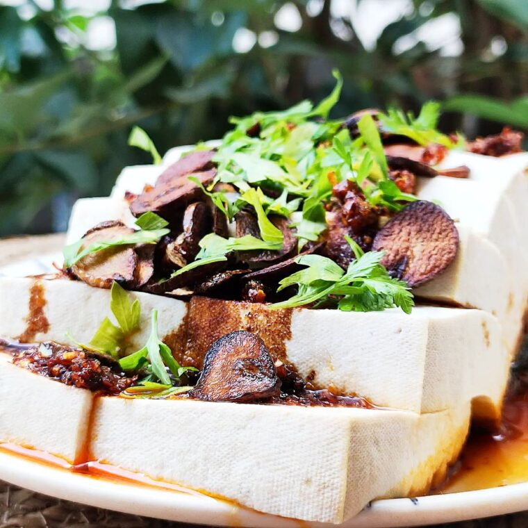 Steamed Tofu With Chilli Oil