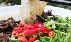 Vegan Miên Ga (Vegan Vietnamese Glass Noodle Soup)