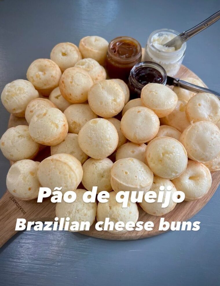 Pão De Queijo Gluten Free (Brazilian Cheese Buns)