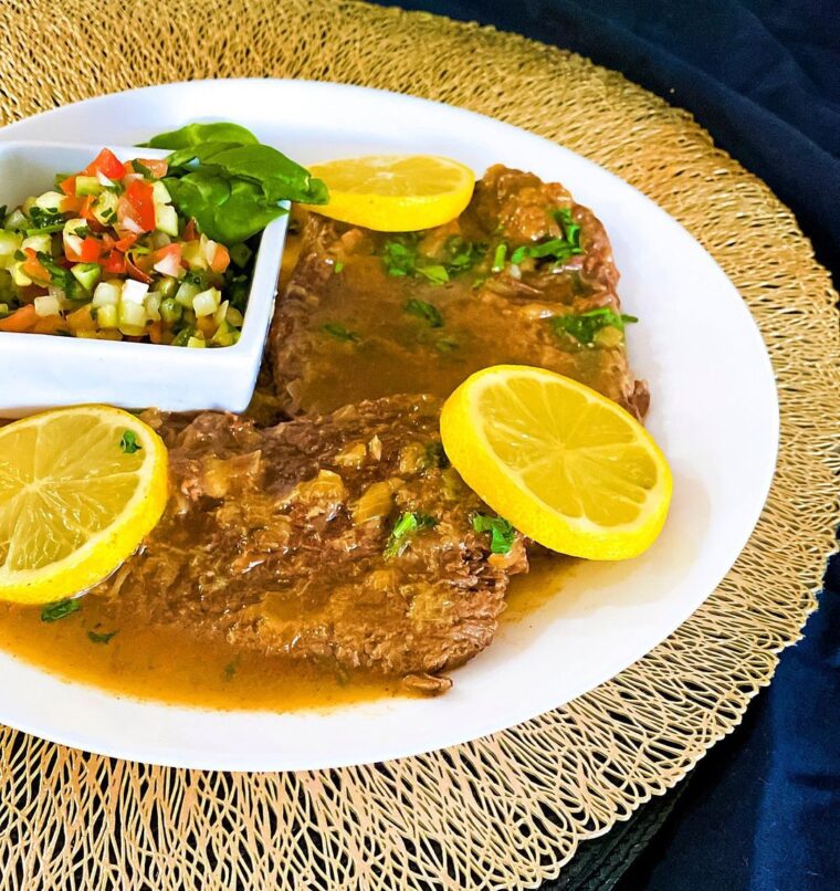 Braised Garlic And Lemon Biftek