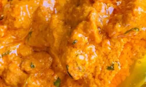 Creamy Cashews Chicken Curry