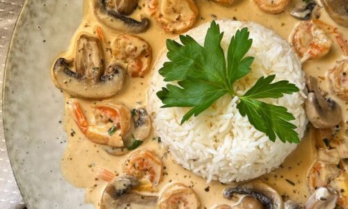 Creamy Garlic Prawns Served With Basmati Rice - Food Recipes dari Mushroom