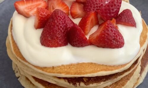 Fluffy Yoghurt Pancakes