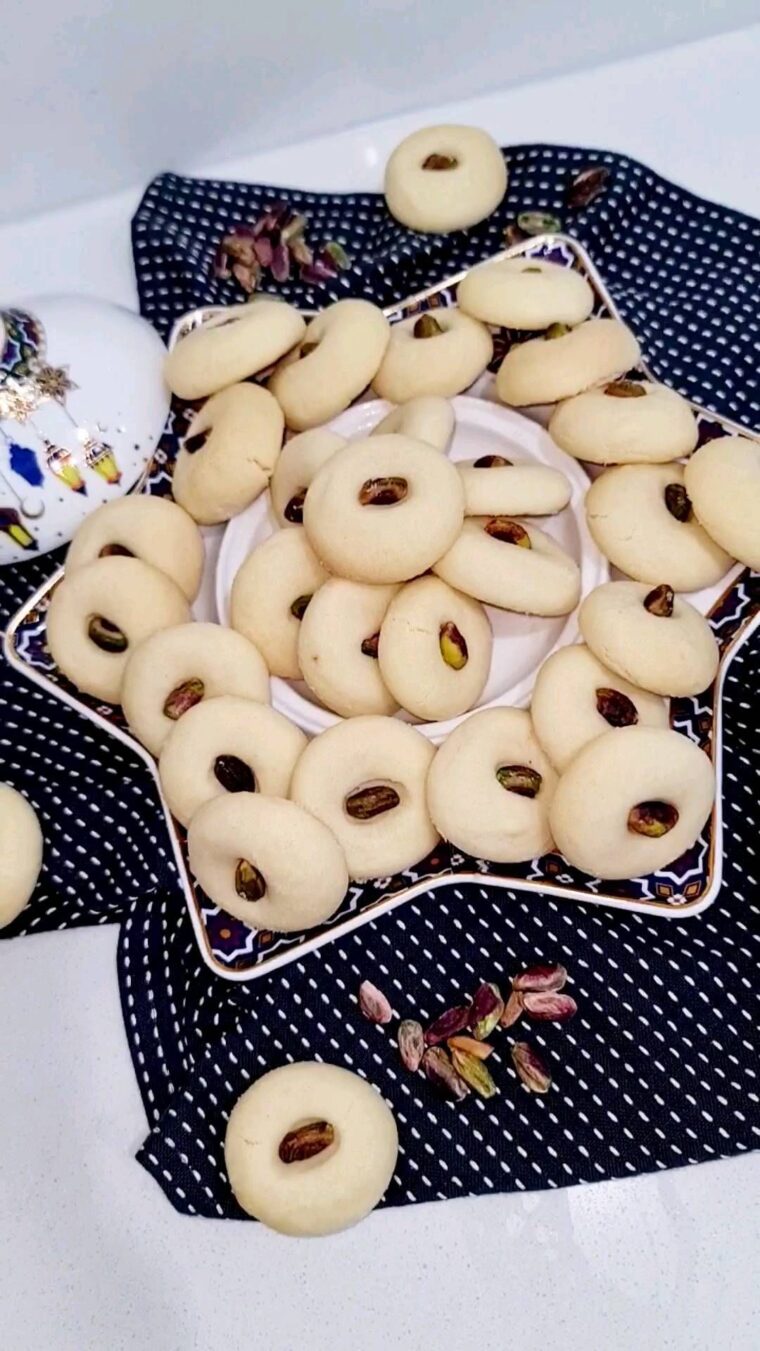 Lebanese Butter Cookies Ghraybeh