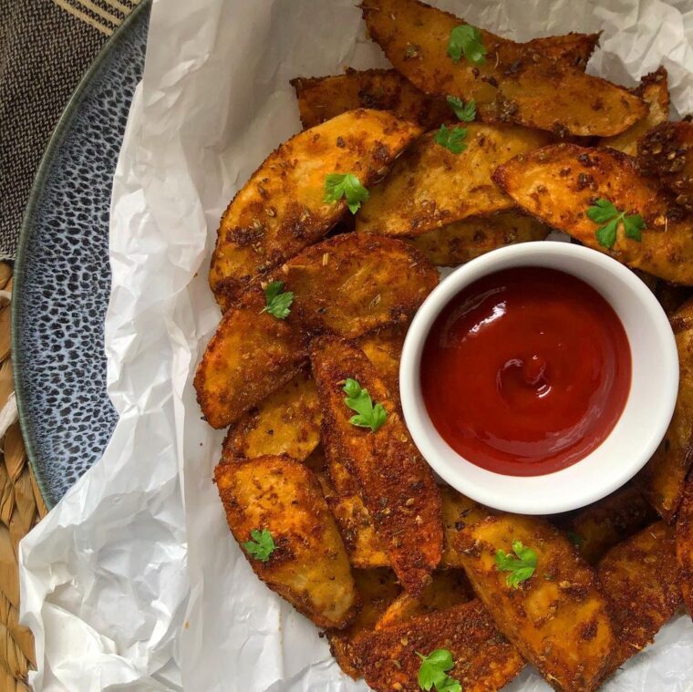 Seasoned Baked Potato Wedges