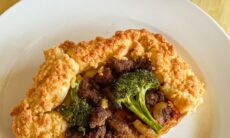 Soboro Crust Beef Teriyaki Pizza