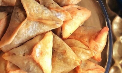 Spinach Pies - Snacks, Appetizers & Desserts dari Spinach