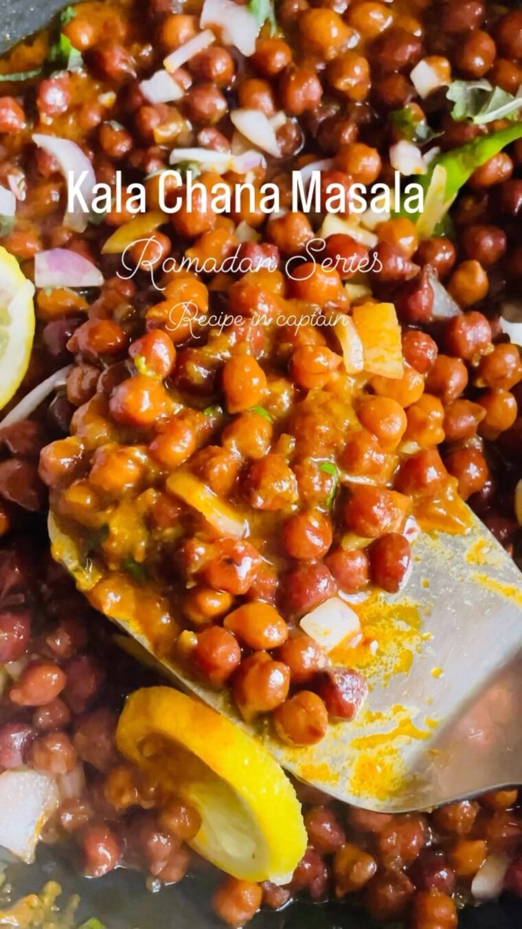 Kalay Channa Masala