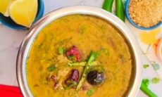 Maash Daal Palak