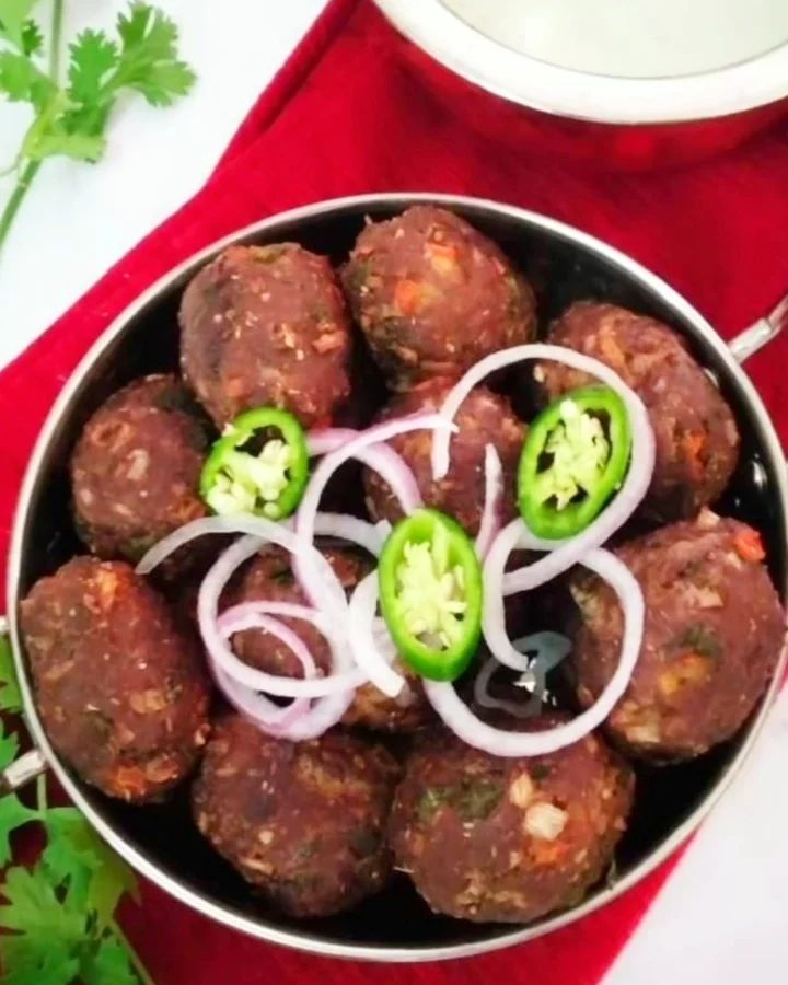 Mutthi Kababs