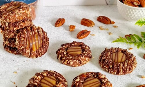 Pecan Caramel Thumbprint Cookies -  dari Egg and Milk