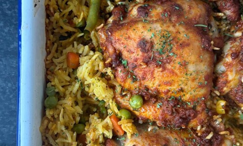 Peri Tray Bake -  dari Chicken and Rice