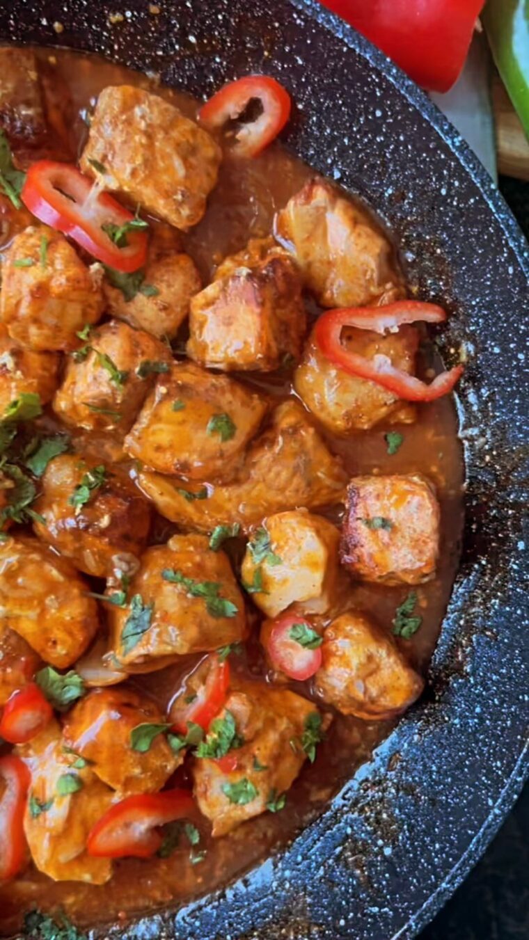 Sweet And Spicy Salmon Bites