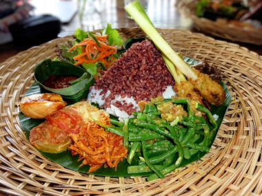 Top 15 Must-try Bandung Food During Travel To Indonesia