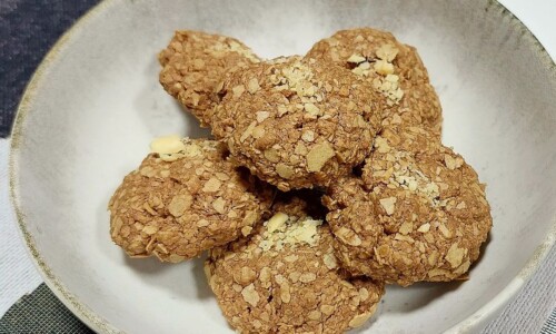 Chocolate Nestum Biscuits - Snacks, Appetizers & Desserts dari Chocolate