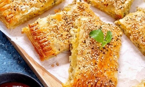 Creamy Chicken And Mushroom Pie