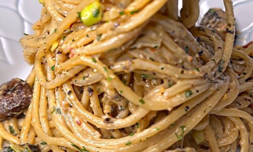 Garlicky Mushroom Pasta - Food Recipes dari Pasta
