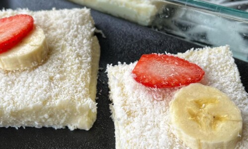 Leylas Irmik Sut Tatlisi -  dari Egg and Milk