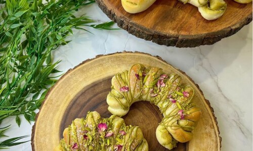 Pistachio Bread Filled With Pistachio Cream - Cake & Bread Recipes dari Flour