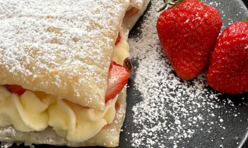 Strawberry And Cream Puff Pastry Sandwiches