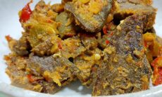 Paru Balado (Lungs In Indonesian Chilli Sauce)