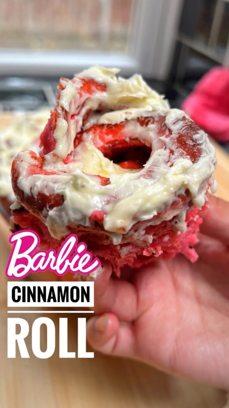 Barbie Cinnamon Rolls