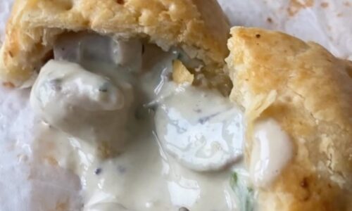 Chicken And Mushroom Mini Pie