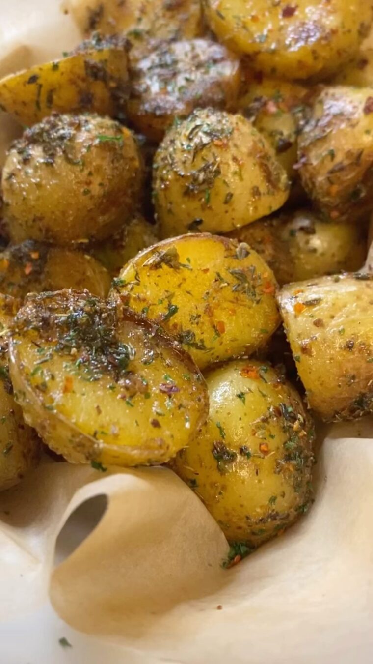 Garlic And Herb Pan Roasties